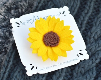 Broche tournesol, broche fleur en feutre, accessoire fleur de soleil, fleurs d&#39;été, cadeau fête des mères