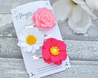 Felt flower hair clip, floral wedding favours, pink hair accessory,  flower wedding, pink felt flowers, daisy, rose, anemone, mini flower