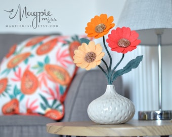 Orange felt flower bouquet, Mothers day spring flowers, felt flowers, mum mom gift, housewarming gift, flower decoration, desk mate