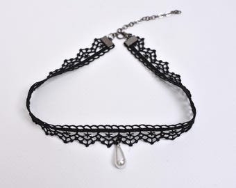 Black Lace Choker with Pearl Drop, Gothic Victorian Necklace, Elegant Lace Jewelry, Romantic Gift for Her