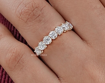 Old Mine kussengeslepen lab-gegroeide diamanten band, oude geslepen handgemaakte diamant zeven stenen band, griffenset Moissanite verjaardag band voor haar