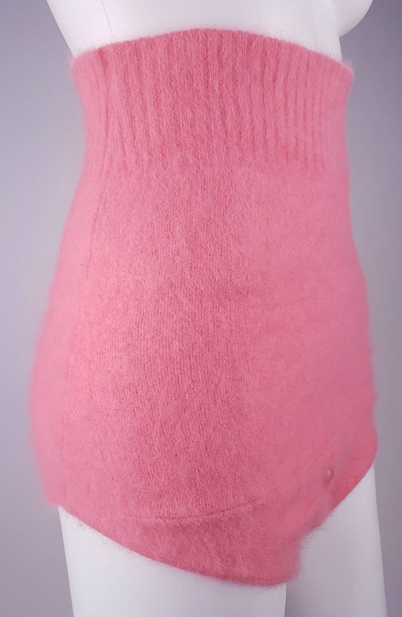 Vintage 50's | Pink Cashmere | High Waisted Short… - image 6