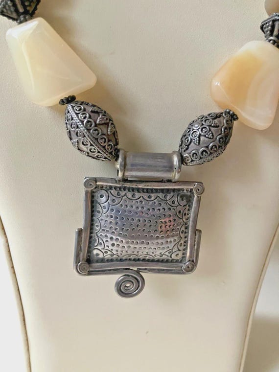 Sterling Silver Agate Statement Necklace, Hammere… - image 9