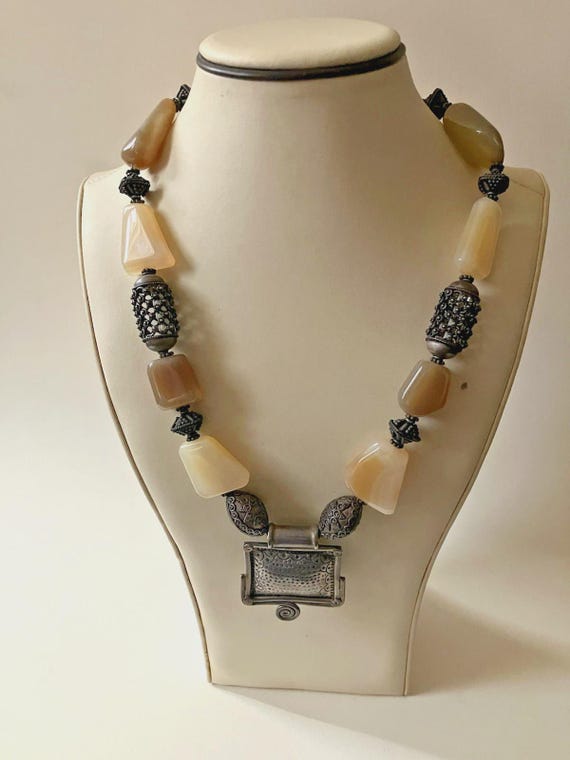 Sterling Silver Agate Statement Necklace, Hammere… - image 8