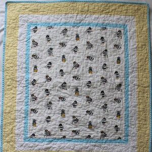Baby Quilt - Worker Bees
