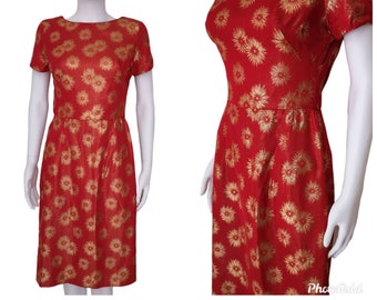 Vintage 1950s Rotes Wiggle Kleid, Gold Sunburst, Candy Jones California