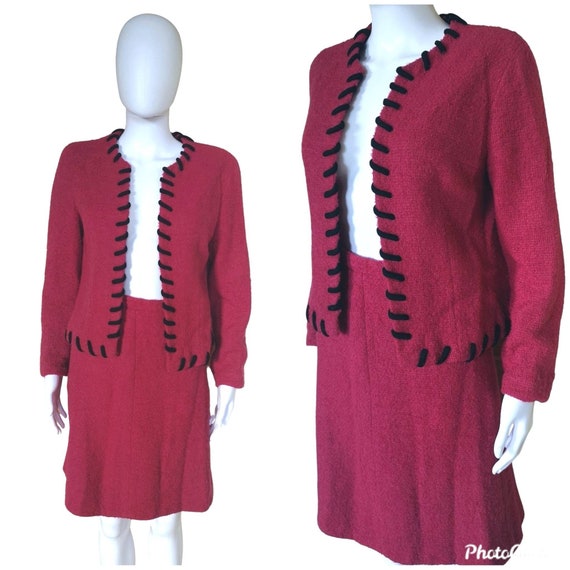 Vintage 1960s wool suit, 1960s boucle skirt suit,