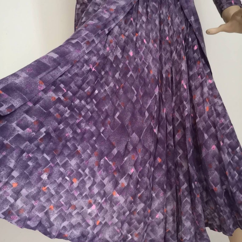 wool dress midi length medium Vintage 1970s secretary dress