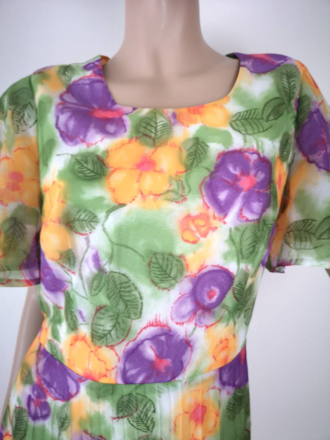 Gorgeous Ethereal Rare 1970s Cotton Angel Sleeve Dress