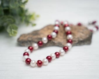 Collar de perlas de agua dulce color carmesí y blanco / 18 pulgadas / Perlas de 10 mm / El regalo perfecto para los fanáticos de la Universidad de Alabama / ¡ROLL TIDE!