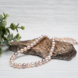 Multi colored freshwater pearl necklace - Etsy 日本