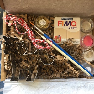 Make your own Fimo decorations kit ideal for children and adults. Great holiday/vacation gift. image 9