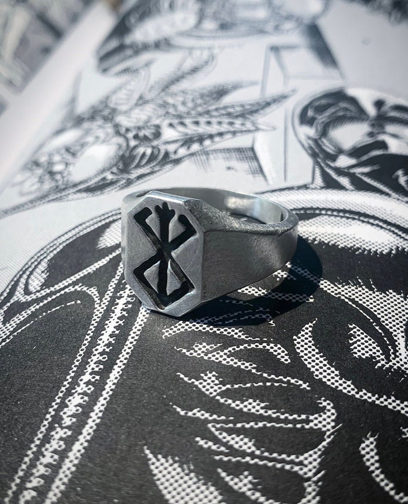 Sacrificial Mark Demon Rune, Silver Eclipse Signet Ring - Etsy
