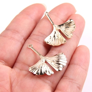 6PCS+  14K KC Gold plated Brass Charms - Ginkgo leaf shape earring pandent - earring findings-Jewelry Supplies -26*30mm - D1077