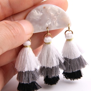 2PCS+ Tortoise Shell Acetate Acrylic Earring Charms-D shape With 3 Tassels Pendant-Earring Findings-Jewelry Supply 55 x 35 x 2.5mm A1248B