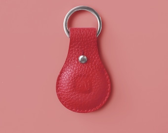 Leather Airtag case // Airtag case // Airtag pendant with key ring made of red leather // Airtag keychain with initials on request