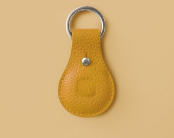 Leather Airtag case // Airtag case leather // Airtag pendant made of yellow leather // Airtag keychain made of leather with initials on request