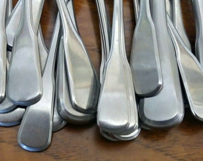 Oneida independence Stainless Deluxe USA Satin Flatware Silverware YOUR