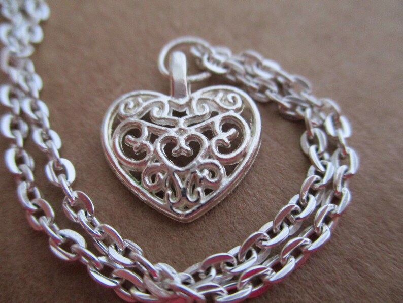 Christmas Friend Gift Heart Necklace Loved One Sister Jewellery Love Custom Birthday Mum Jewelry Silver