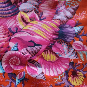 Kaffe Fassett Collective - Philip Jacobs Shell Bouquet Fabric - PWPJ088 Shell Bouquet (Red) Fabric for Rowan/Westminster - OOP