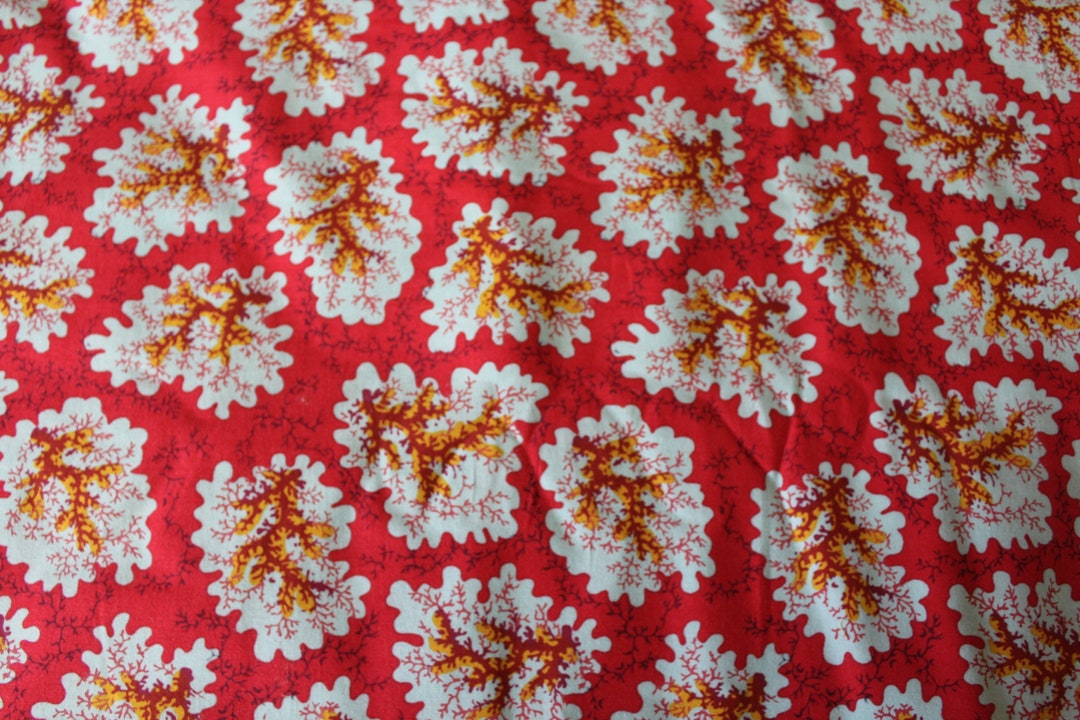 Kaffe Fassett Collective - Philip Jacobs Fabric PJ12 Coral Leaf