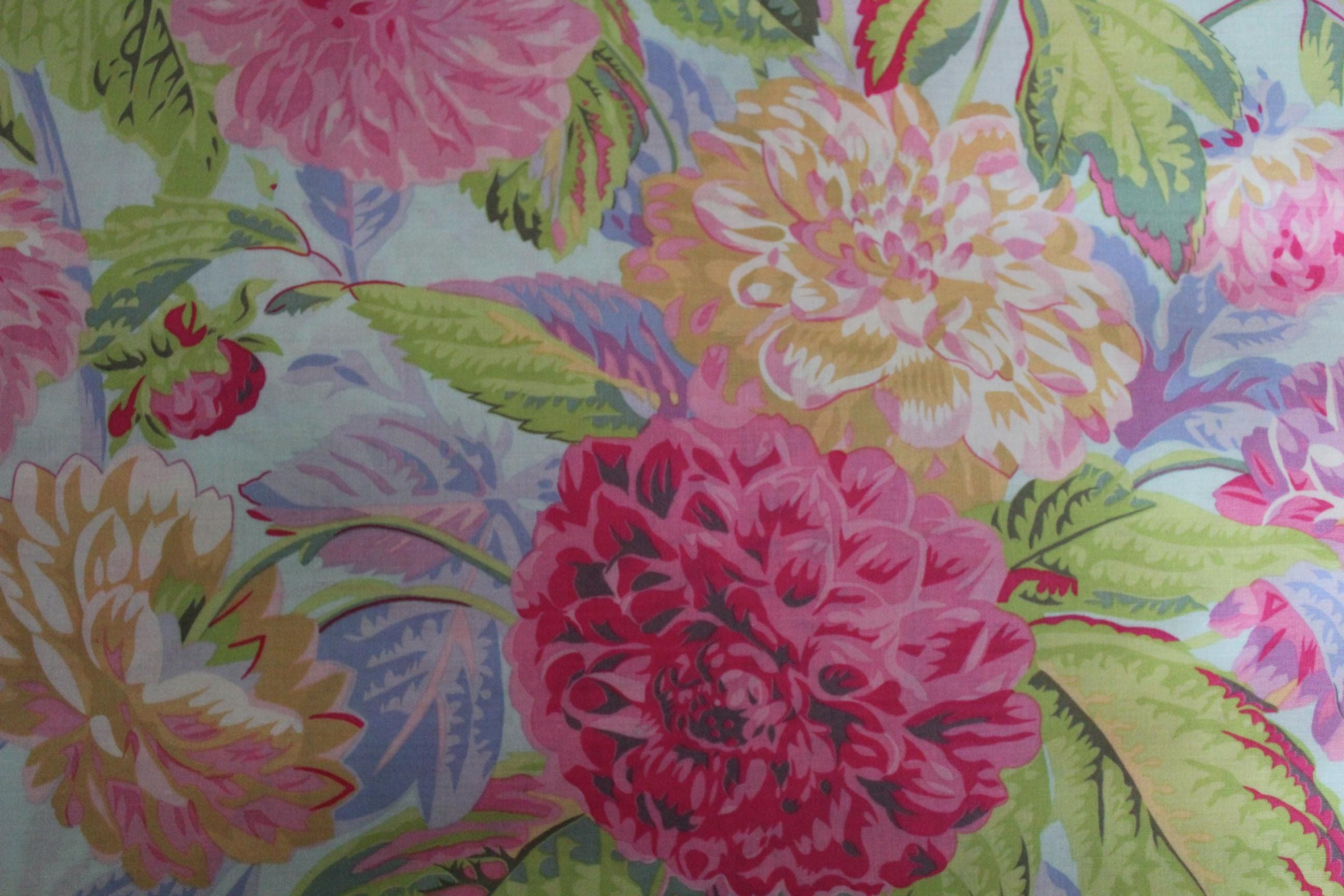 Kaffe Fassett Collective - Philip Jacobs PJ38 Pom Pom Dahlias