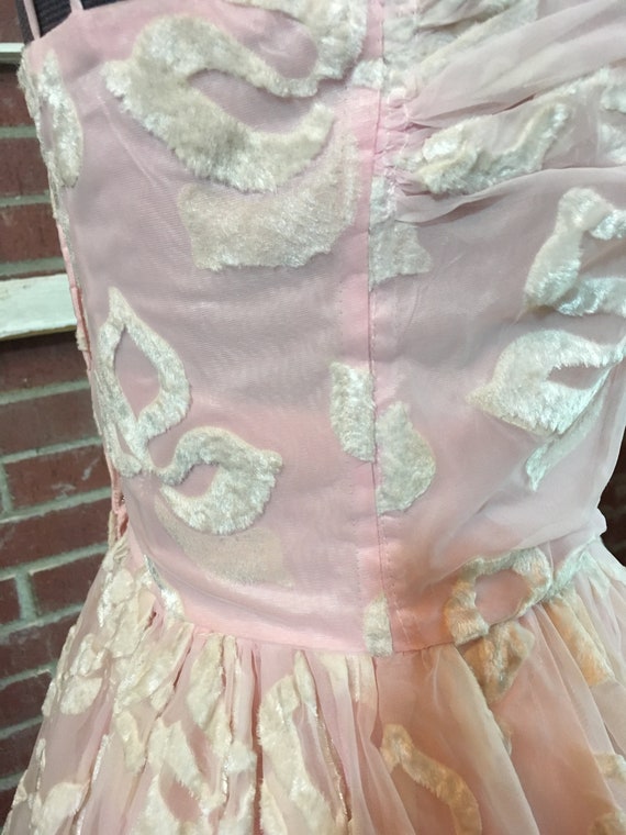 Vintage 1950’s Pastel Pink Flocked  Party Dress - image 6