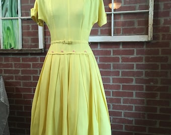 Vintage 1940’s Banana Yellow Cotton Day Dress