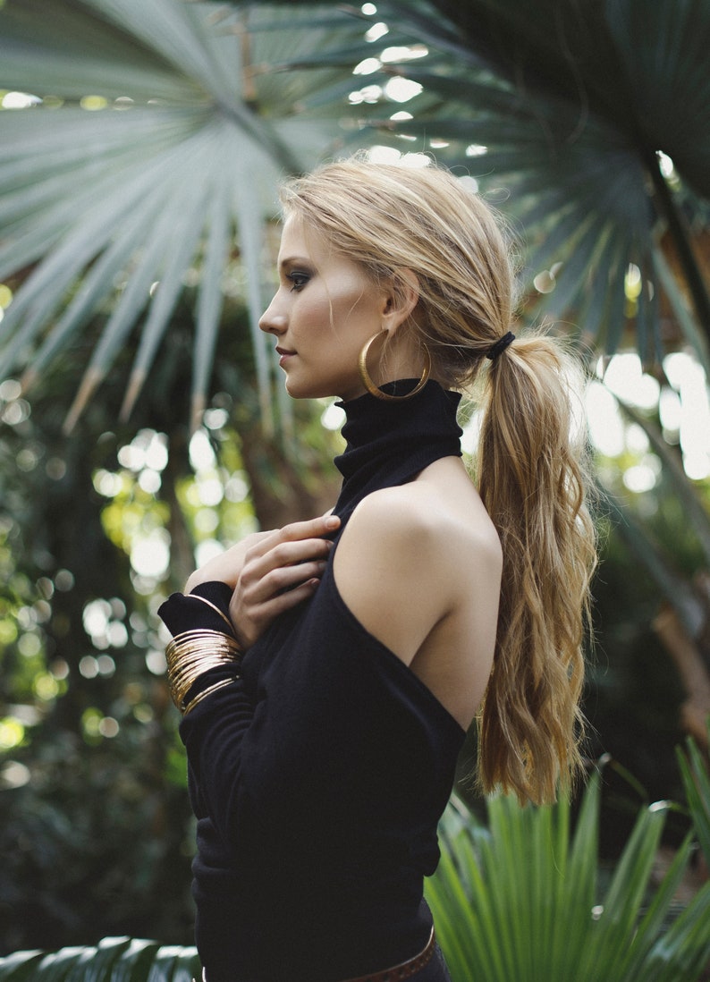 Backless turtle neck sweater Mellody