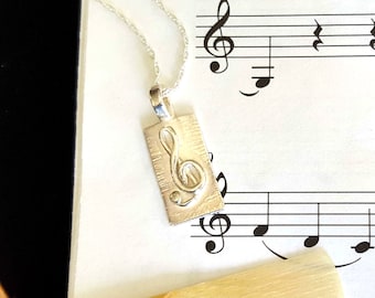 Silver treble clef necklace, music lovers pendant,
