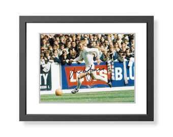 Mick Jones Signed Leeds United Action Photo Leeds Memorabilia