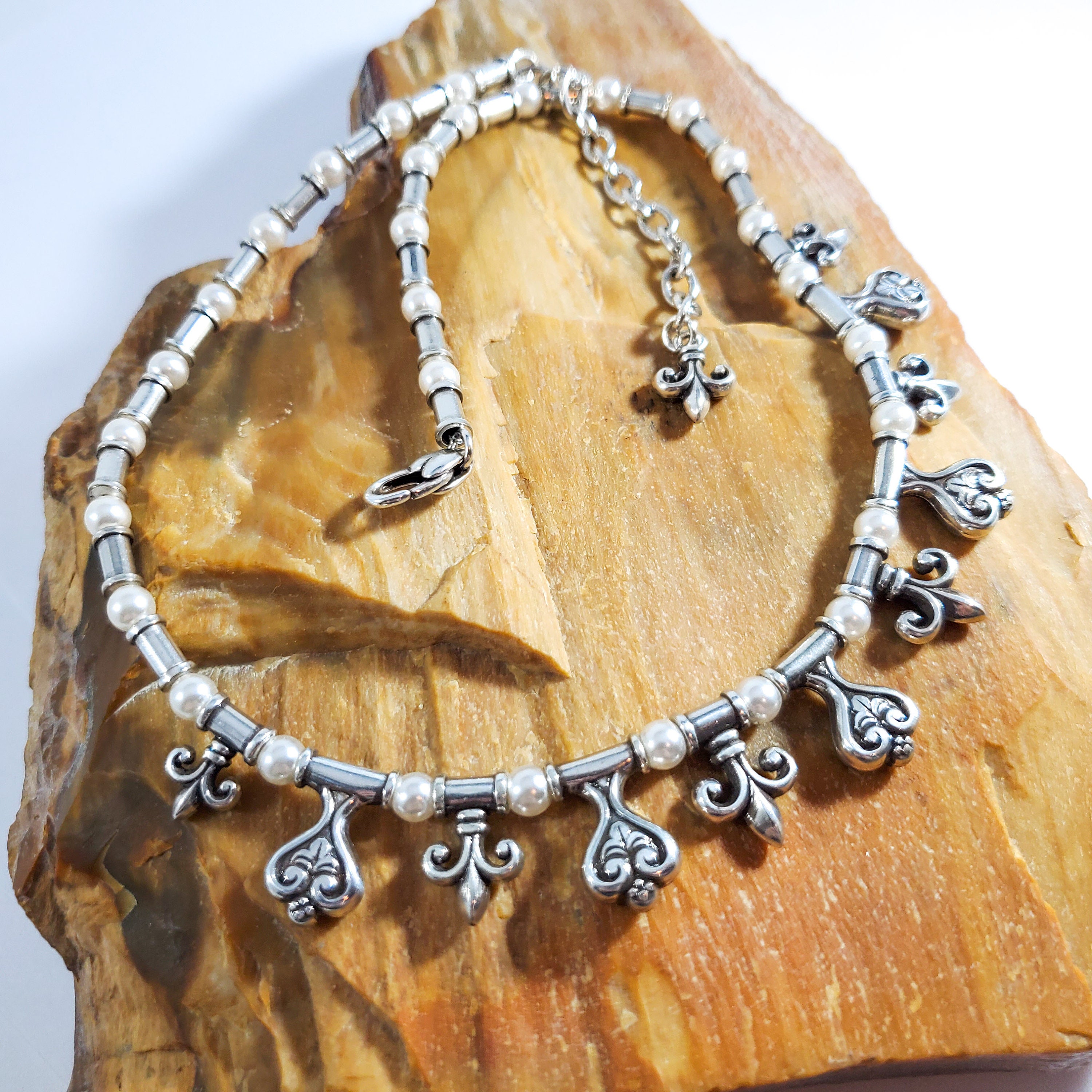 Retired Brighton Necklace Fleur De Lis 