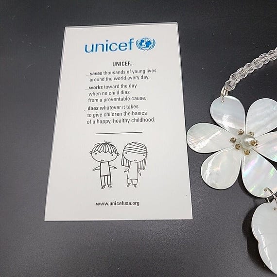 Cabebe Shell Flower Statement Necklace Unicef Hal… - image 8