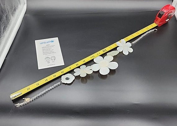 Cabebe Shell Flower Statement Necklace Unicef Hal… - image 10