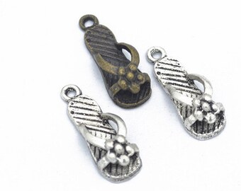 50pcs 26x9mm Antique Silver/Antique Bronze Shoes Pendant Charms,Shoes Necklace,Lovely Jewelry, DIY Supplies, Jewelry Making Findings,N111