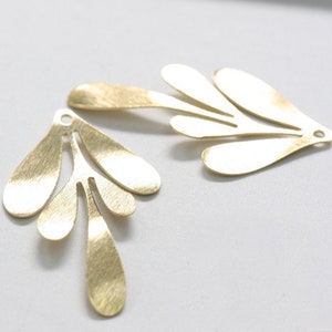 45.6x26.6mm Raw Brass Double-sided Brushed Leaf  Pendant -Brass Leaves Charms- Brass Branch Pendants-Geometry Stampings-Jewelry Supplies,H18