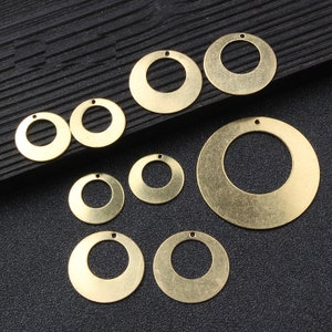 100 Stück Roh Messing Hohl Runde Kreis Ring Anhänger -Messing Anhänger Zubehör-Kreis Earing Zubehör -Geometrie Stanzteile -Schmuckzubehör,H146