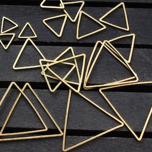 100pcs Raw Brass Hollow Triangle Pendant Charms -BrassTriangle Wire Frame - Earring Findings - Geometry Stampings - Jewelry Supplies, H137