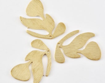 30pcs Raw Brass Single hole Leaves Charms - Raw Brass Earring Finding - Geometry Stampings - Raw Brass Findings - Brass Pendants A149