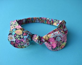 Baby bow, baby headband, baby gift, newborn gift, pink purple blue flowers, retro, baby girl, Thorpe Liberty print, babyshower gift