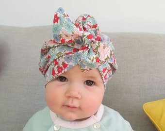 Cute Baby turban bow adjustable newborn hat red poppy daisy pink blue flowers Liberty Tana cotton print baby shower birthday Christmas