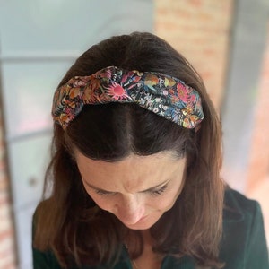 Classic Alice Knot head band Liberty tana lawn fabric Faria Flowers print pink green blue padded image 1
