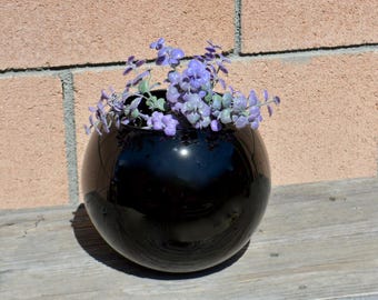 Vintage Haeger Style Glossy Black Ceramic Orb Vase