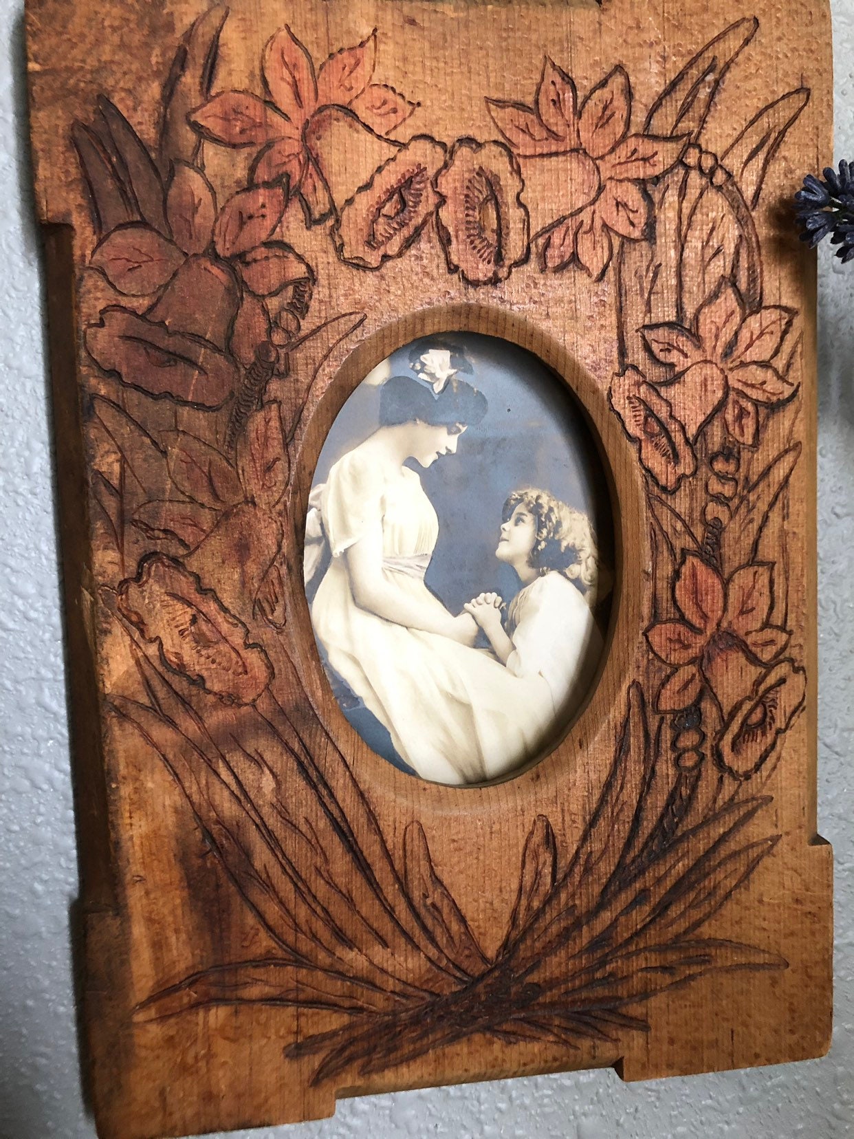 Art Nouveau Pyrography Photo Frame / Victorian Women / Vintage | Etsy