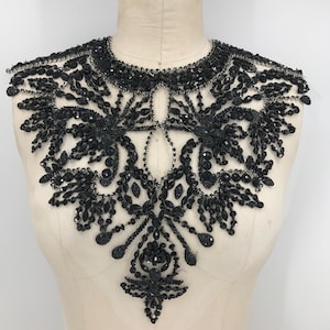 Corsage étincelant Strass Applique Motif Perles Lourdes Diamante Dentelle Patch couture sur Robe de mariée Robe de danse Robe 1 PC