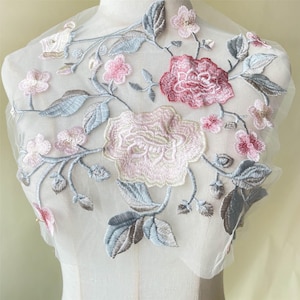 ヴィンテージ 牡丹刺繍 レース アップリケ モチーフ 花柄パッチ アップリケ ウェディング ブライダル イブニングドレス ガウン スカート DIY クラフト 1 個