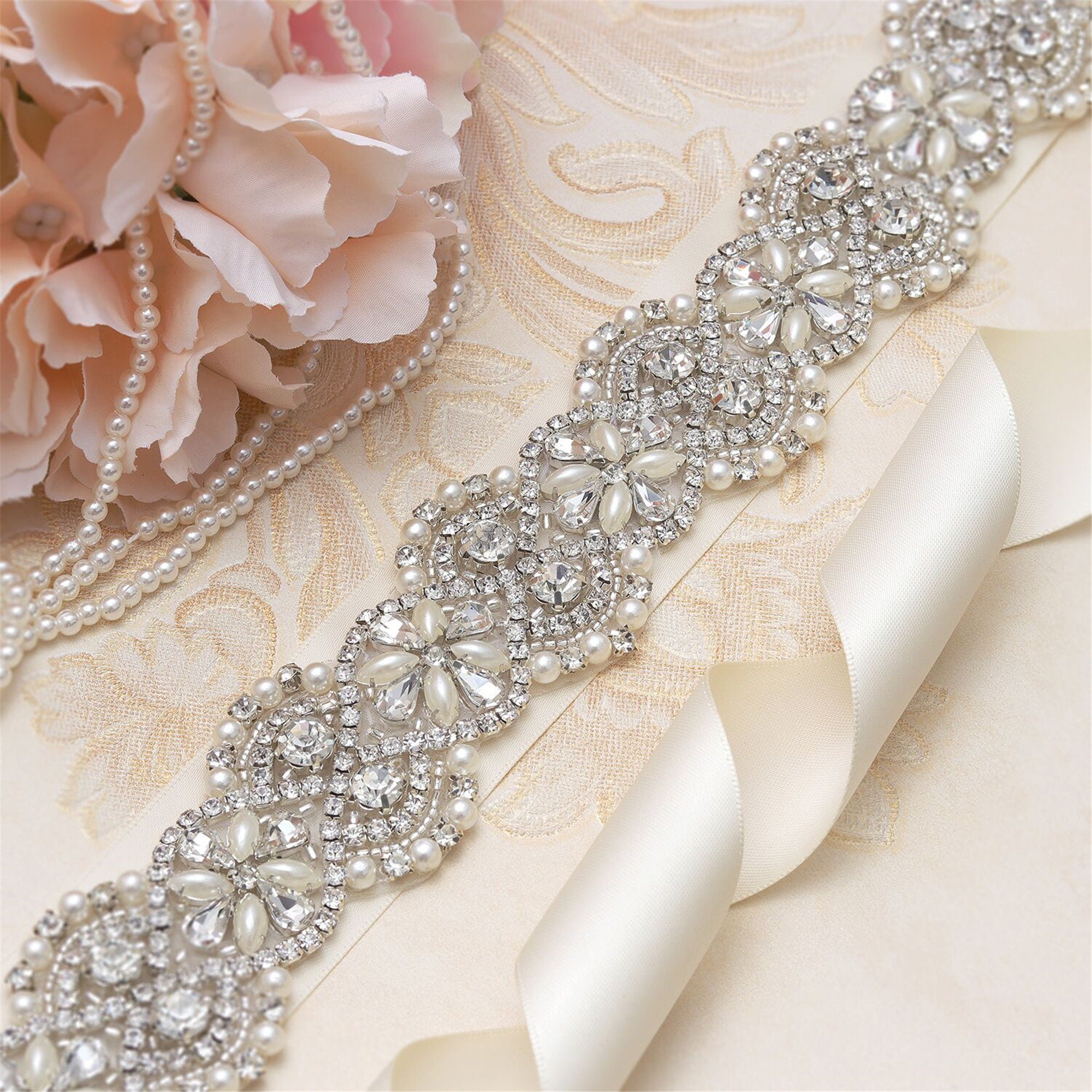 Sparkling Bridal Belt Pearl Rhinestone Applique Rose Gold Wedding Belt Sparkling Bridal Belt Pearl Rhinestone
Applique Rose Gold Wedding Belt