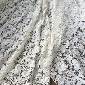 Off White Guipure Lace Fabric 3D Flower Embroidery Hollowed Trimmings ...