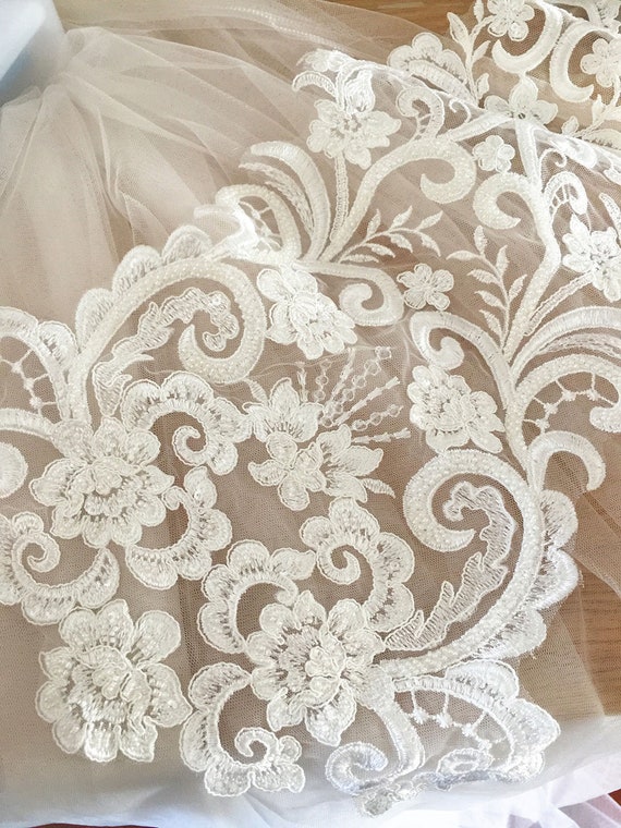 Off-white Bridal Dress Chest Lace Applique Corded Flower Lace Appliques Patch Handmade Craft DIY Sewing For Wedding Prom Party Dress - UK