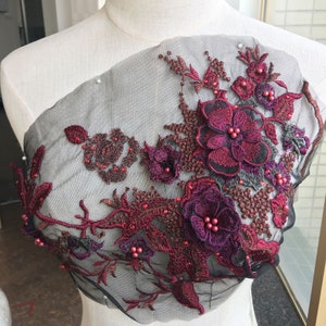 Burgundy Embroidery Lace Applique Lace Motif 3D Floral Beads Patches Materials Appliques Sewing on Wedding Evening Dress Gown 1 Piece